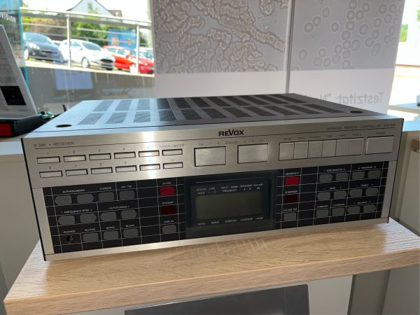 REVOX B 285 Receiver