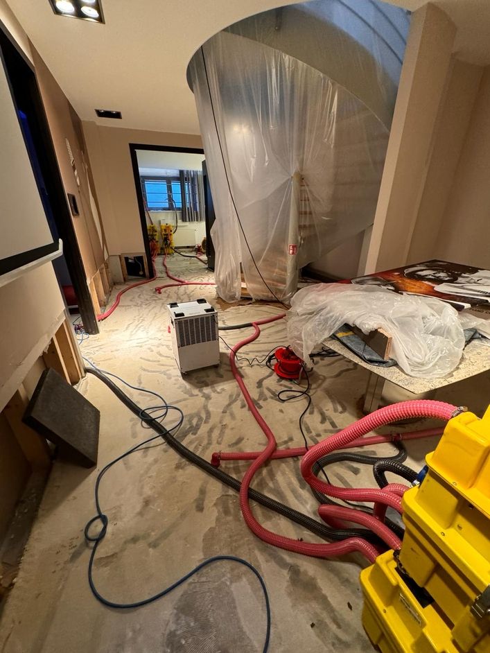 Neueröffnung High-End Studio mit T+A | Das Studio während der Renovierung